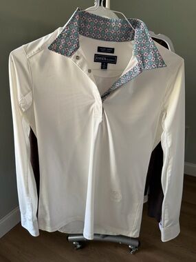 Essex Classics Women's Show shirt with blue /pink paisley Patterned Collar